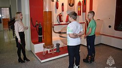 Сотрудники МЧС исполнили новогоднее желание школьника из Челябинской области