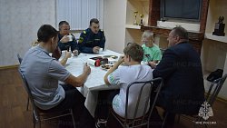 Сотрудники МЧС исполнили новогоднее желание школьника из Челябинской области