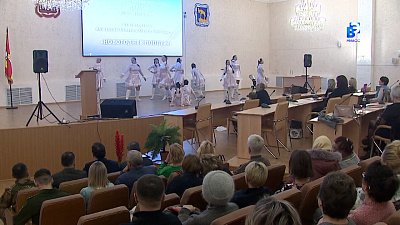 В Администрации состоялся предновогодний патриотический концерт