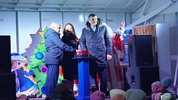 В Аше открыли новогодний городок