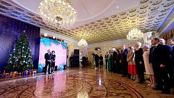 Алексей Текслер исполнит желания сестер из Сосновского района в рамках акции «Елка желаний»