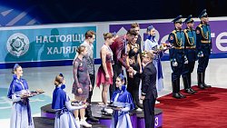 Алексей Текслер наградил медалями победителей и призеров чемпионата России по фигурному катанию