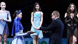 Алексей Текслер наградил медалями победителей и призеров чемпионата России по фигурному катанию