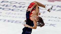 Новая королева Аделия и трио красавцев мужчин-одиночников