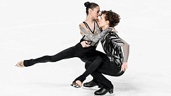 Новая королева Аделия и трио красавцев мужчин-одиночников