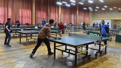 Состязания по настольному теннису завершили спартакиаду сотрудников ЧМК