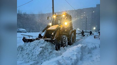 В Челябинске оперативный штаб координирует устранение последствий снегопада