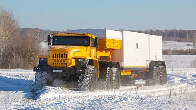 Миасский автозавод «Урал» провел испытания арктического автопоезда