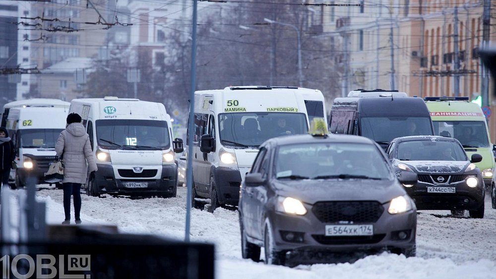 В России срок действия истекающих водительских удостоверений продлили на три года