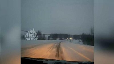 В Челябинской области водителя занесло на заснеженной трассе