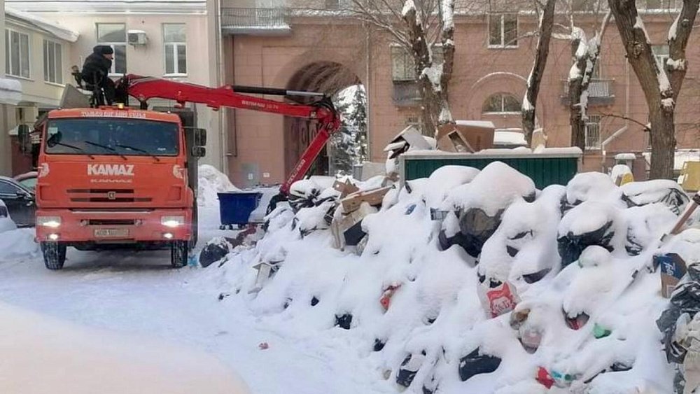 Текслер поручил администрациям перейти в штабной режим для оперативной уборки снега и мусора