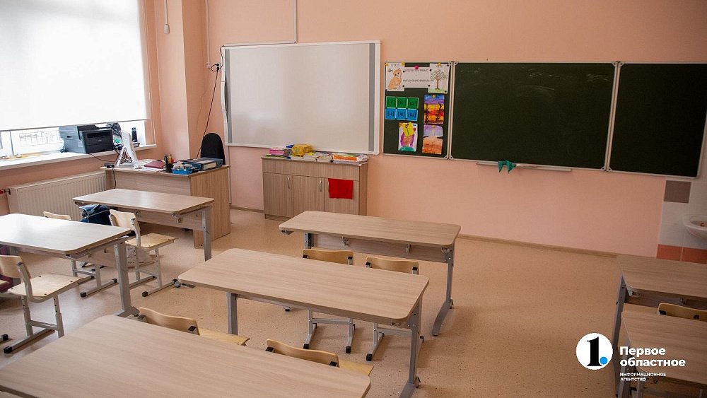 В Челябинске отменили занятия в школах для младшеклассников 9 января