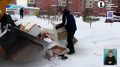 Замгубернатора проверил уборку контейнерных площадок