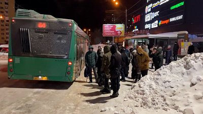 Алексей Нечаев проверил состояние остановок на северо-западе Челябинска