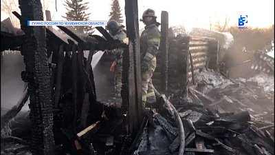 В Миассе на Комсомольской улице произошел пожар