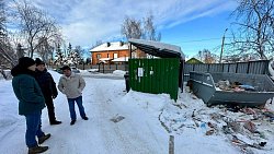 Заполненных мусором контейнерных площадок в Челябинске становится все меньше