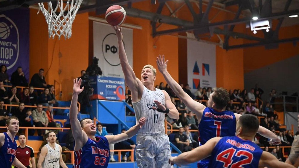 В «Челбаскете» ярко дебютировал баскетболист «Курчатова» Станислав Сотников
