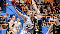 Баскетбольный клуб «Челбаскет» выиграл у аутсайдера Суперлиги