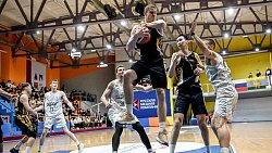 Баскетбольный клуб «Челбаскет» выиграл у аутсайдера Суперлиги