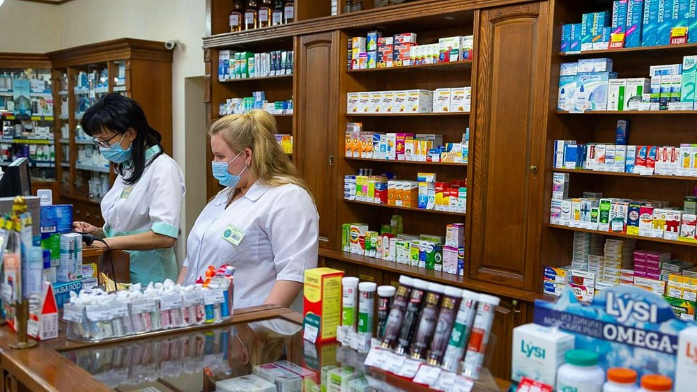 При аритмии нужно быть осторожнее с каплями для носа