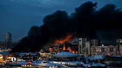 В центре Челябинска полыхает рынок «Восточный город»