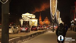 В Челябинске сгорел вещевой рынок «Восточный город»