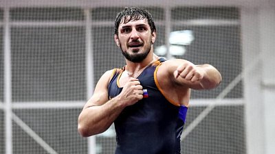 Воспитанник челябинской школы по спортивной борьбе стал чемпионом России