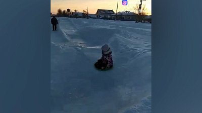 Житель Варненского района сделал необычную горку