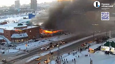 На рынке Челябинска произошел мощный пожар