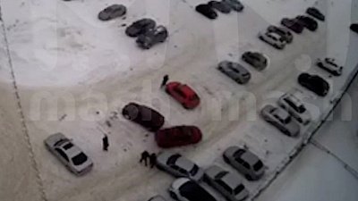 В Челябинской области автомобиль без водителя протаранил четыре машины