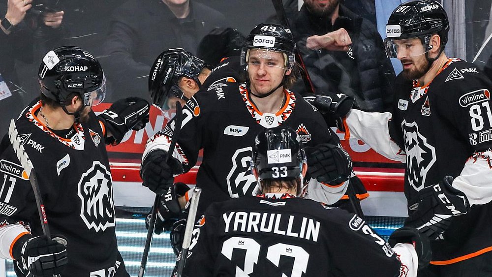 Хоккейный клуб «Трактор» выиграл уральское дерби и завоевал титул «Царь горы»