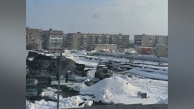 В Троицке бетономешалка провалилась под землю