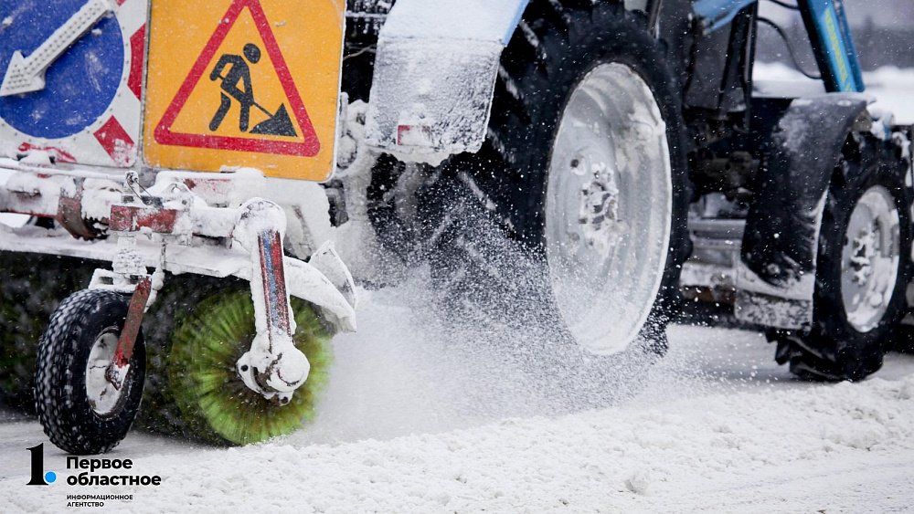 Расчищать трассы от снега в Челябинской области начали в усиленном режиме