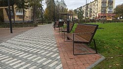 Сквер на 5 тыс. «квадратов» благоустроили в Металлургическом районе Челябинска по нацпроекту