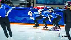 Шорт-трекисты рвутся в бой — фоторепортаж с тренировки участников спартакиады