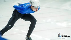 Шорт-трекисты рвутся в бой — фоторепортаж с тренировки участников спартакиады