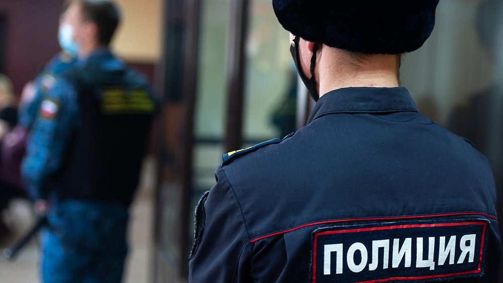 Челябинский адвокат пойдет под суд за взятку в миллион рублей