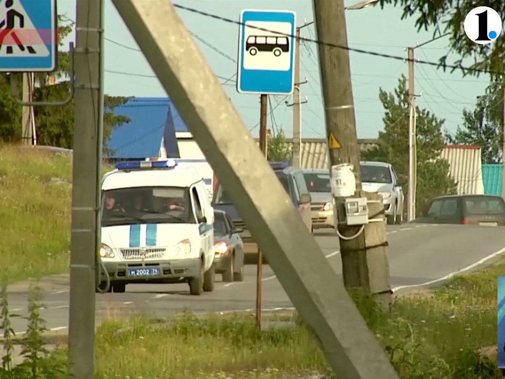 Нападение на человека статья. Разбой статья. Ответственность несовершеннолетних. Ответственность за избиение. Статья за избиение несовершеннолетнего.
