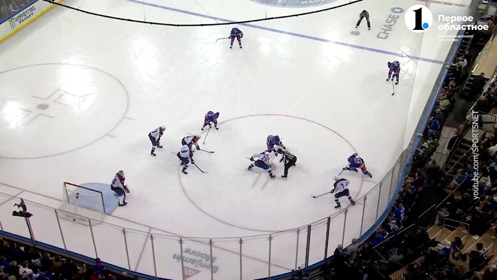 Артемий Панарин забросил шайбу в матче НХЛ