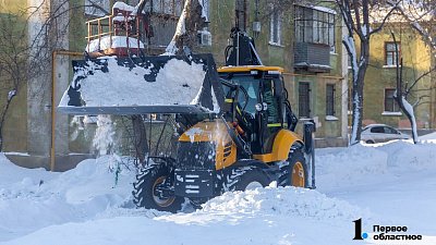 В Челябинске закупили мощные снегоочистители и автогрейдеры для уборки снега
