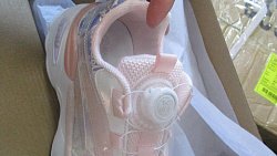 В Челябинской области остановили ввоз крупной партии контрафактной обуви