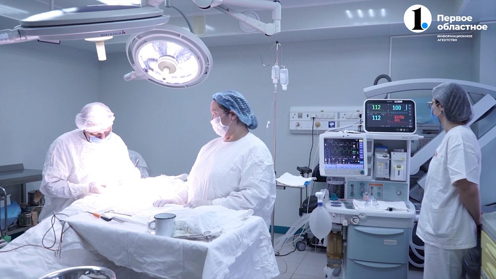 В ЧОКБ помогли мужчине с непроизвольными мимическими сокращениями мускулатуры лица