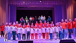 Более 150 школьников стали участниками турслета «Мировые песни»