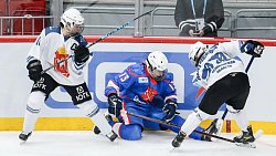 В Челябинске стартовал женский хоккейный турнир Всероссийской зимней спартакиады