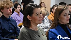 Сын летчика-героя встретился с челябинскими школьниками