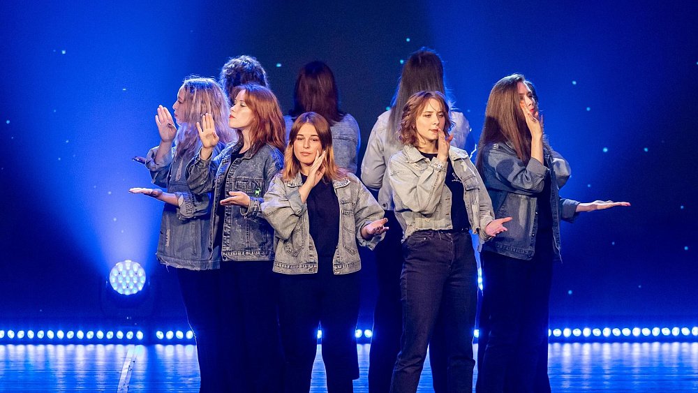 В Челябинске открыт набор на бесплатный курс жестового языка