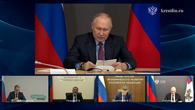 Владимир Путин в Челябинске провел совещание по инвестподдержке в промышленности