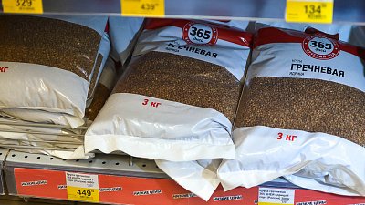 В Челябинской области в январе снизились цены на рыбу, гречку, апельсины