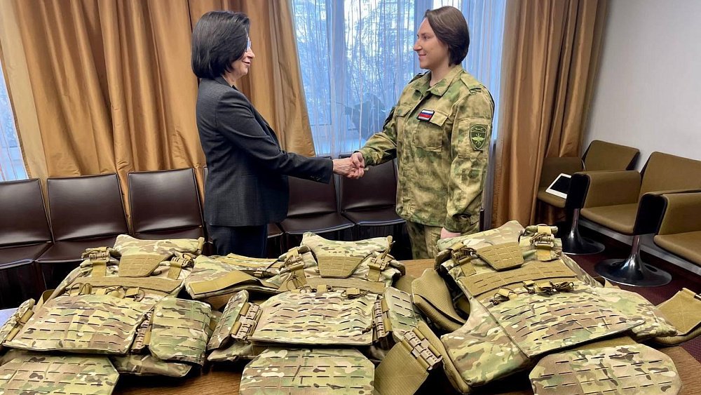 Челябинкам в зоне СВО передали новое боевое снаряжение