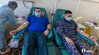 Пожарные, спасатели и росгвардейцы сдали кровь для больниц Челябинской области